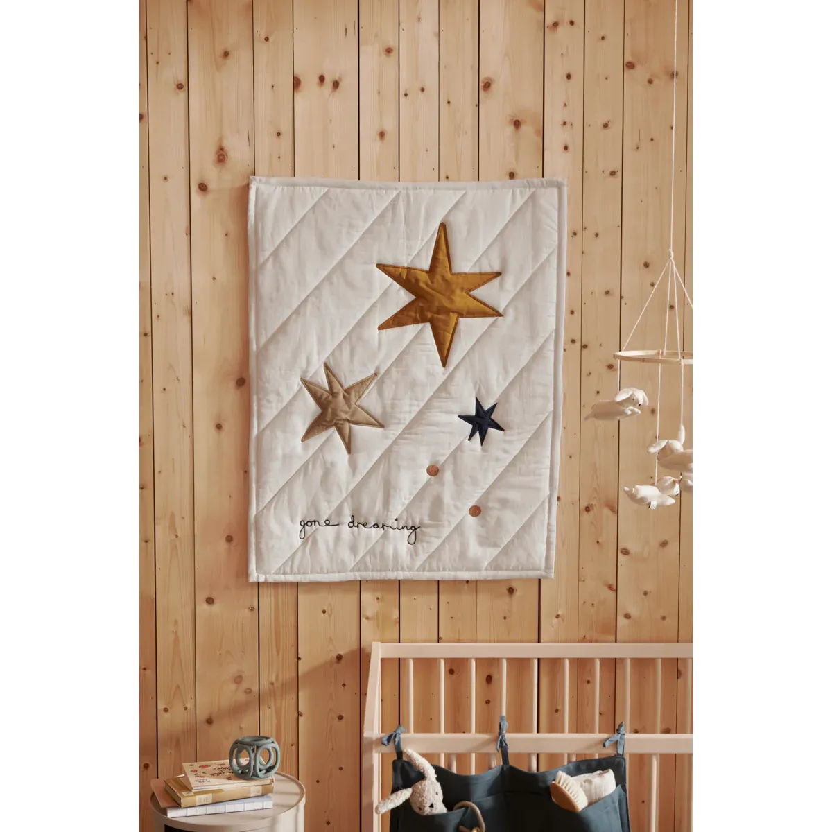 Else Wall Blanket