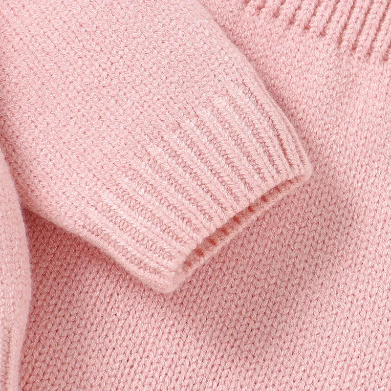 Fashionable Knitted Sweater for Girls
