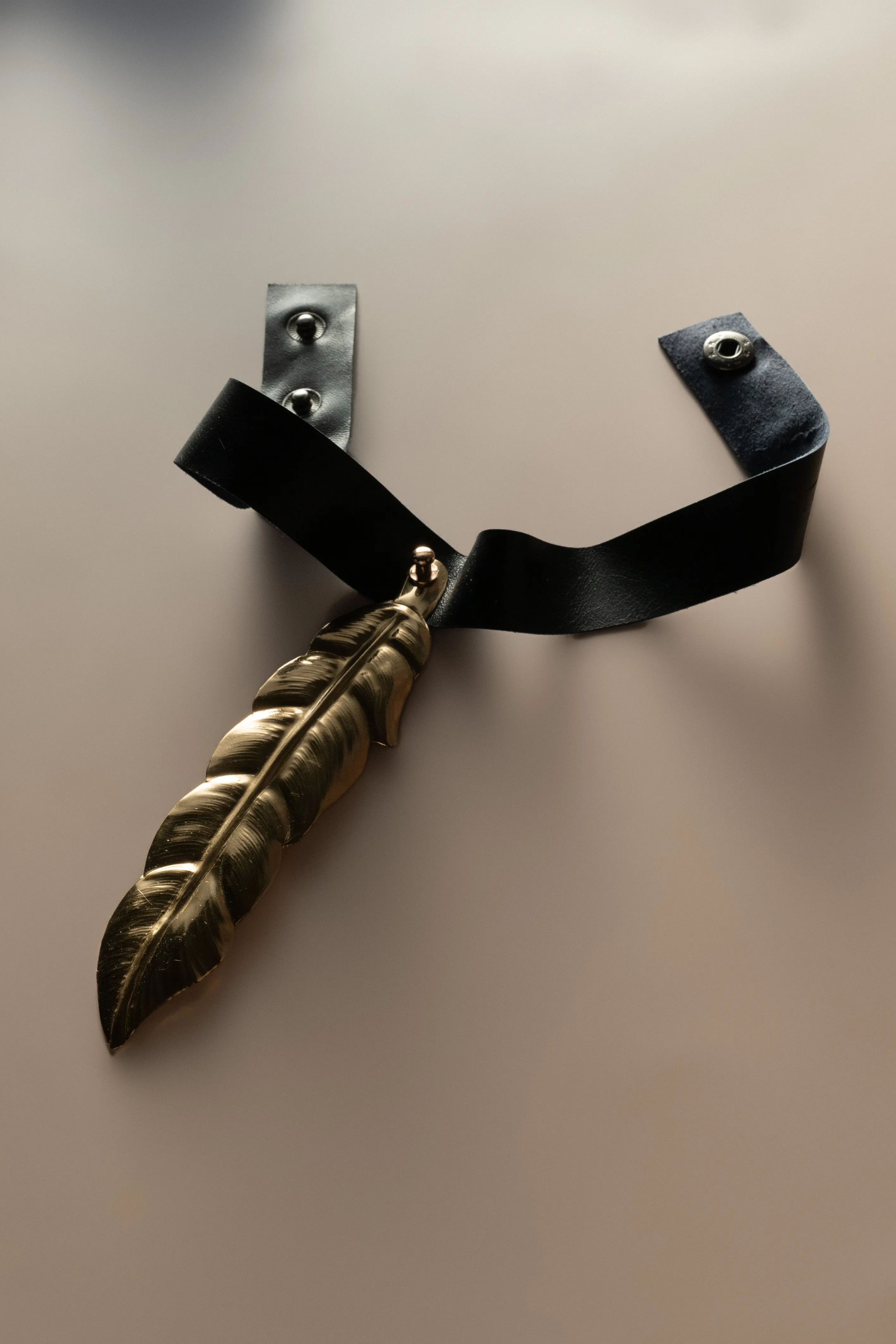 Feather Choker - Black