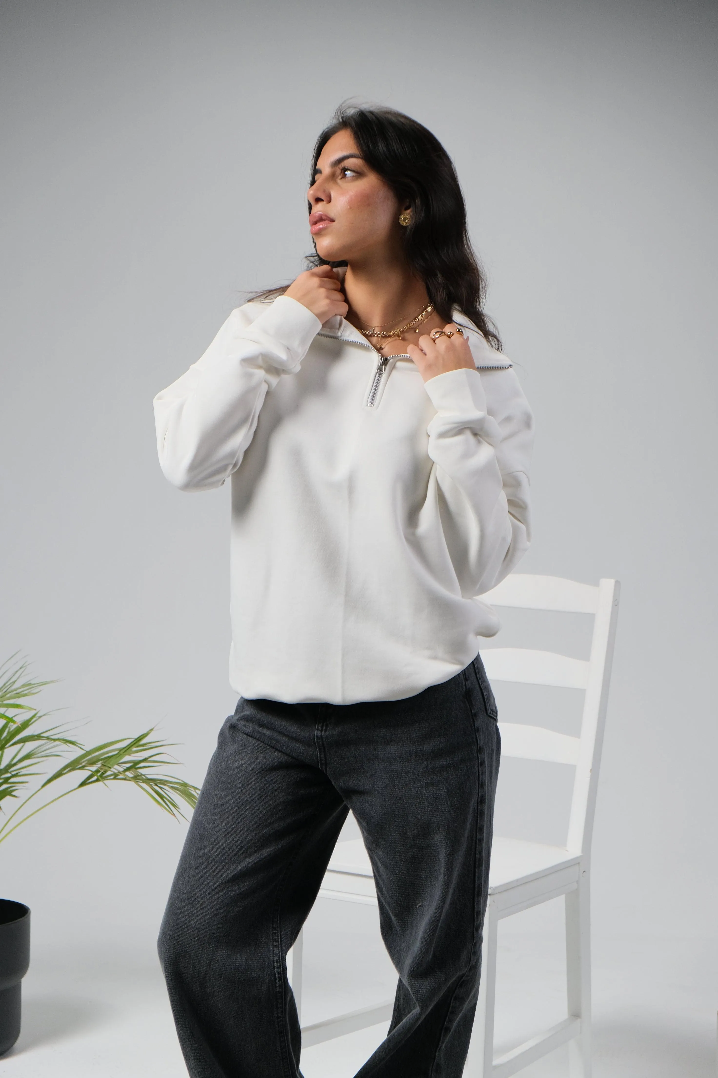 HALF ZIP SWEATER - WHITE