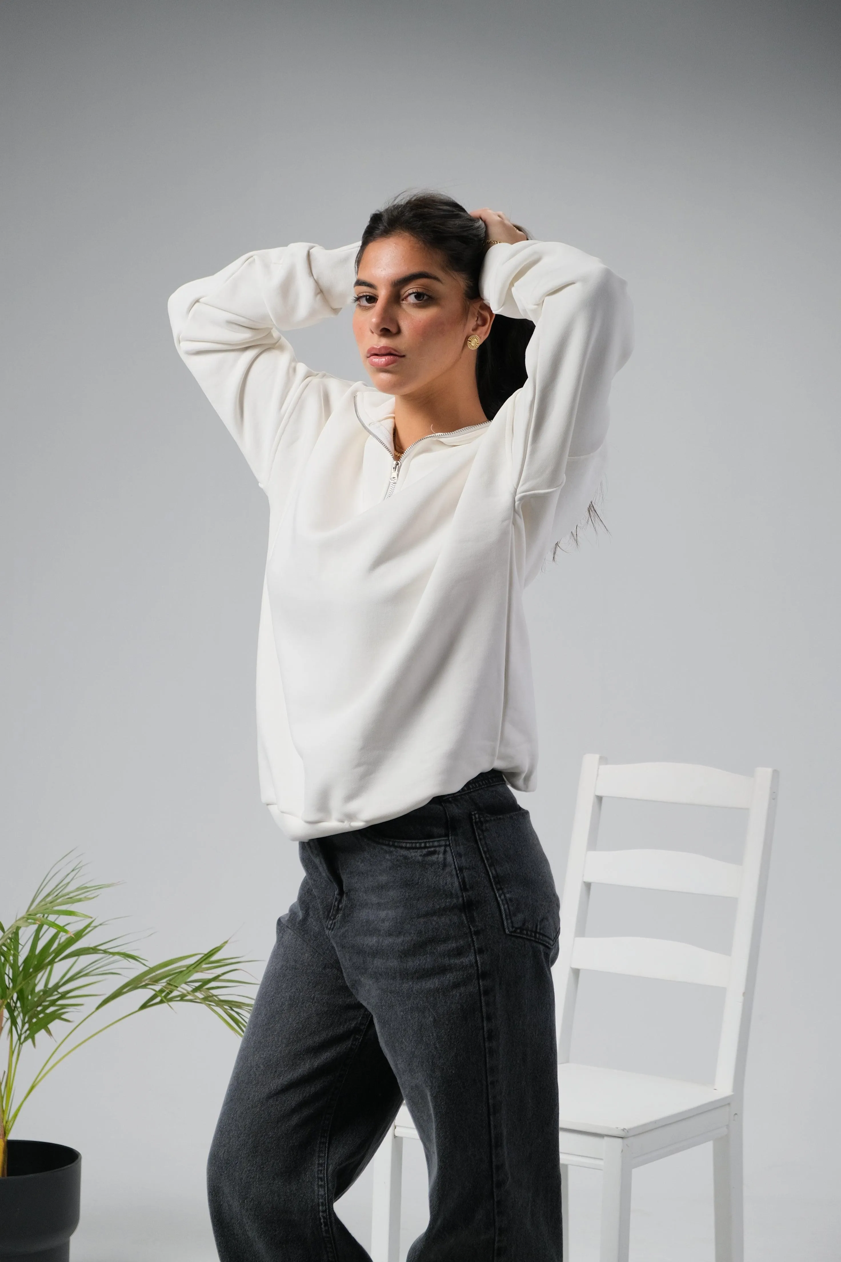 HALF ZIP SWEATER - WHITE