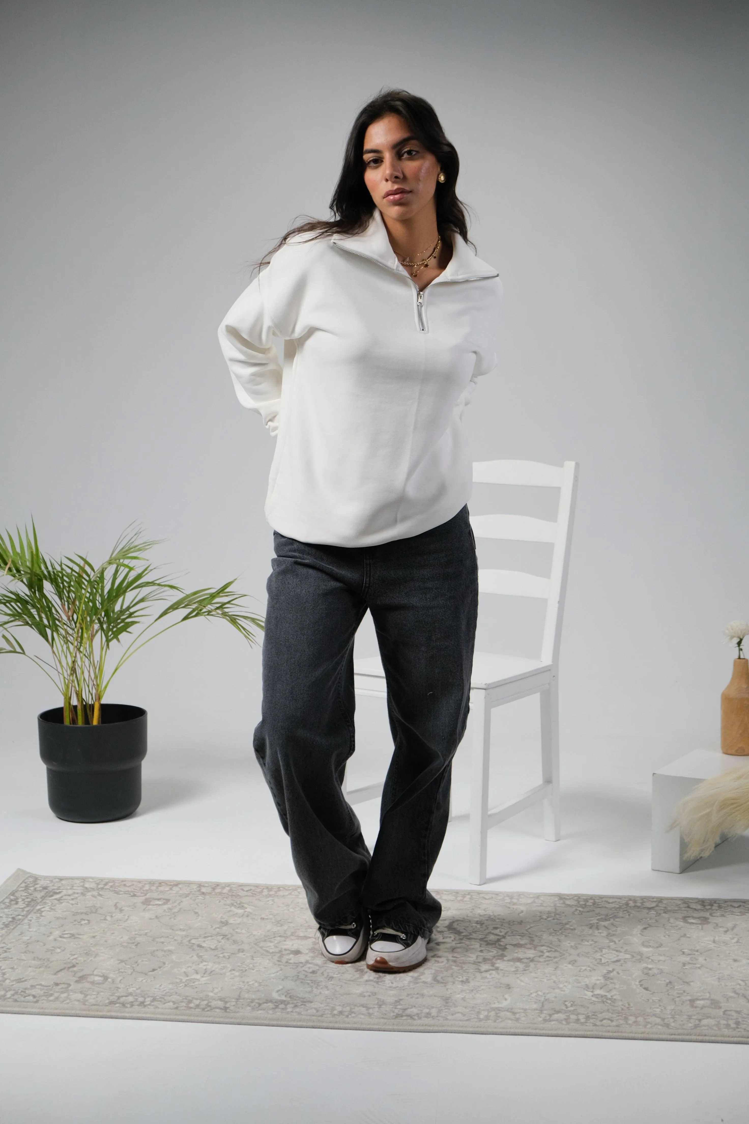 HALF ZIP SWEATER - WHITE