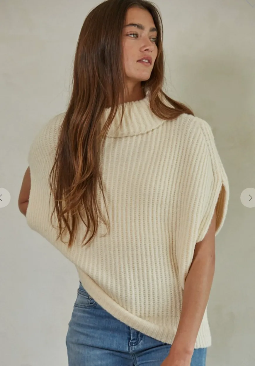 Jaci Vest Sweater Top