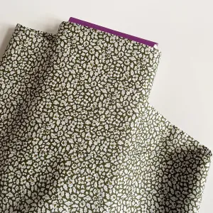Liberty Fabrics Classic Tana Lawn : Feather Meadow B