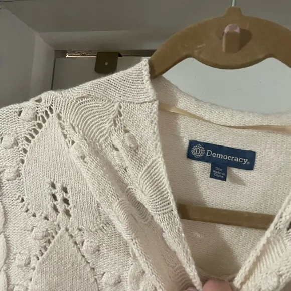 NWT democracy long roll sleeve funnel neck popcorn stitch front plus 2X 🌸🌺🌹G