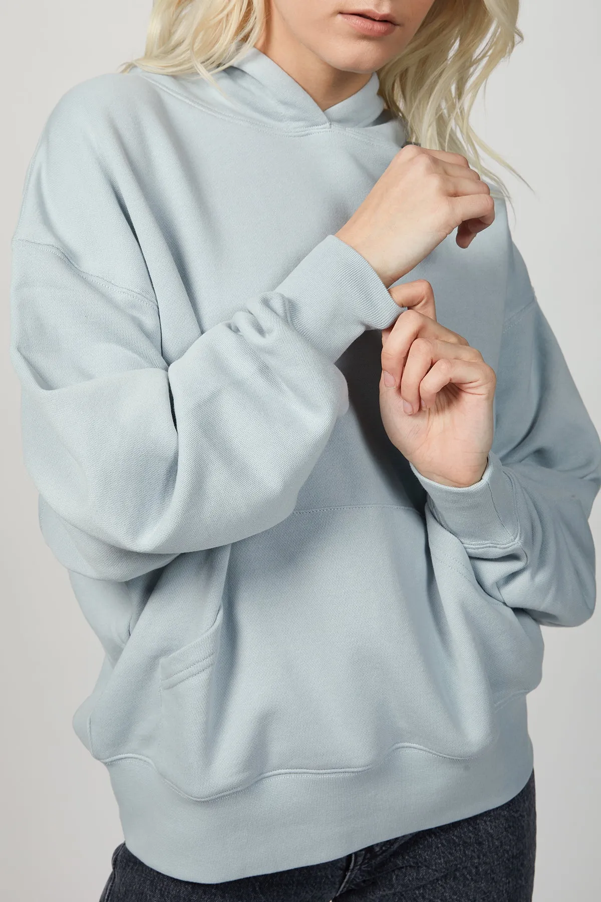 OVERSIZED HOODIE