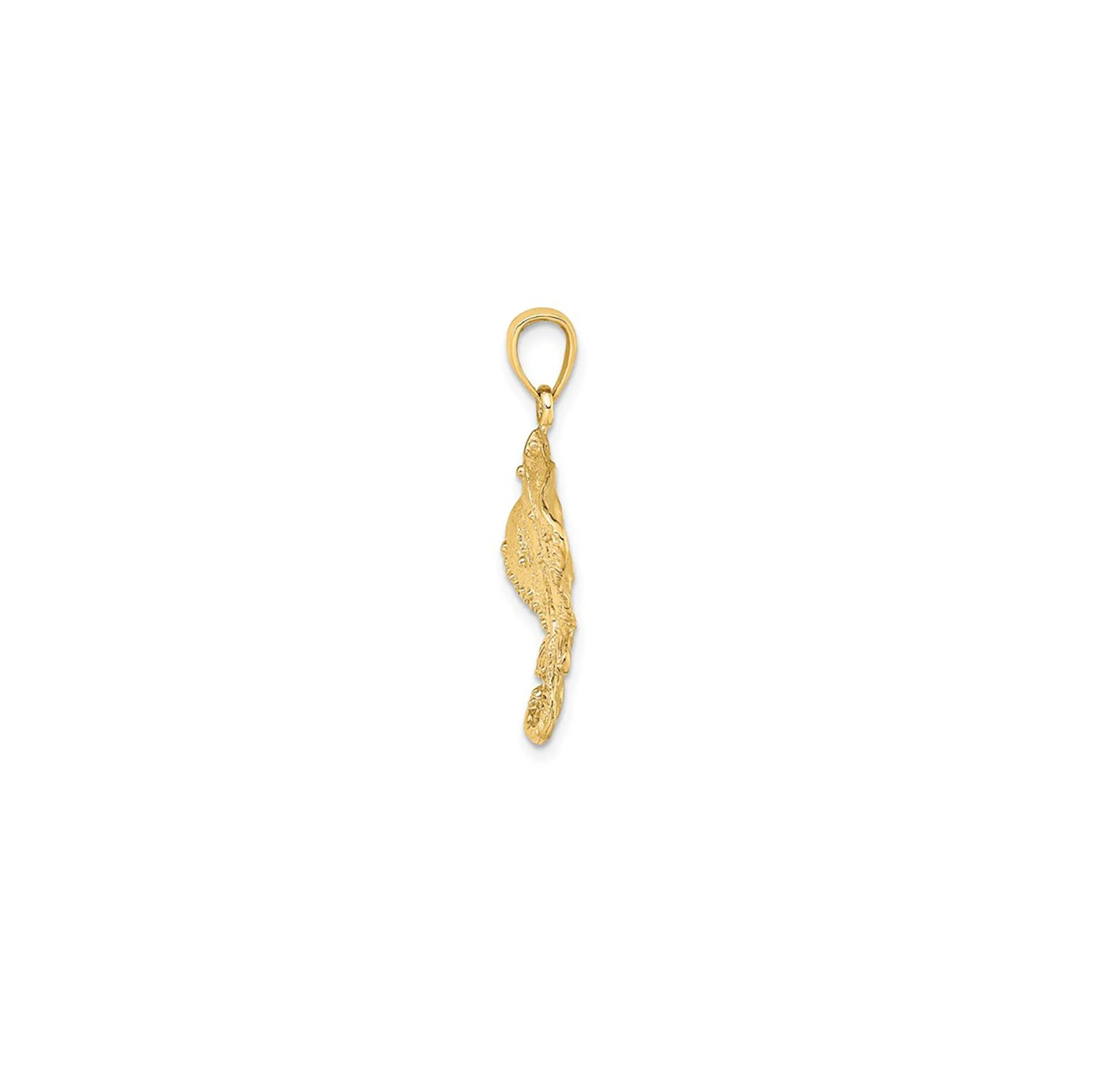 Textured Stingray Pendant (14K)
