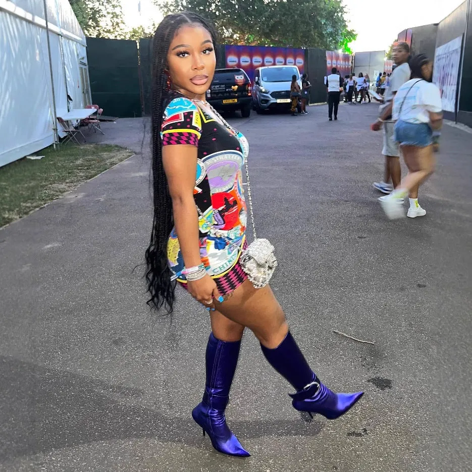 Vibrant Graphic Print Short-Sleeve Mini Dress with Bold Colors
