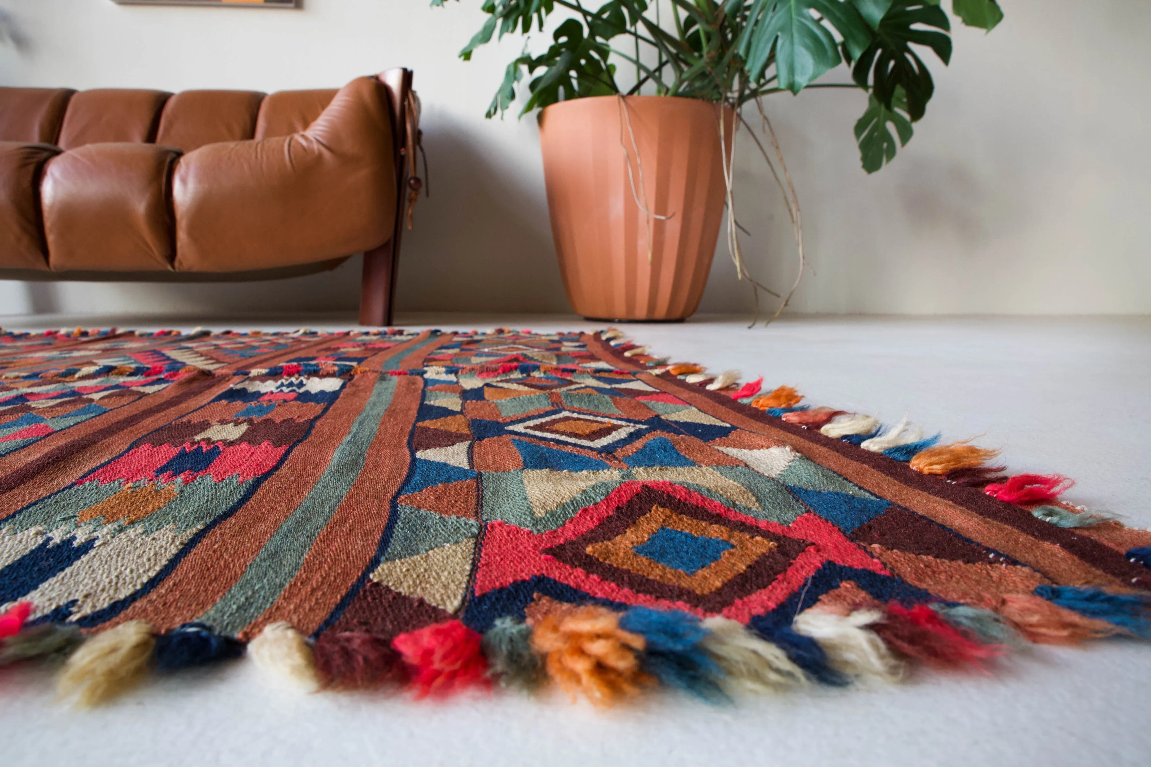Vintage Western Anatolian Kilim Rug 4'8"x8'3"