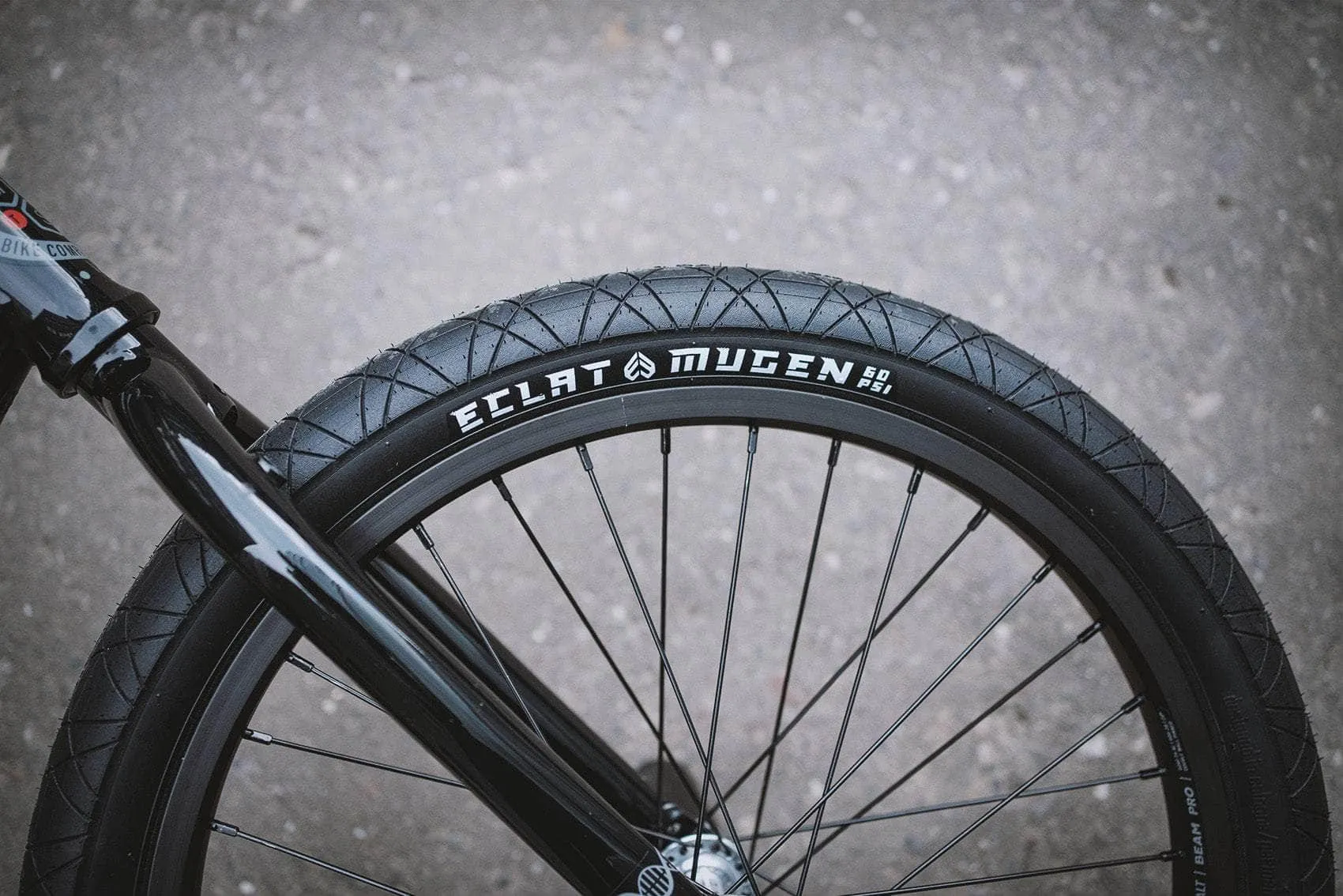 We The People Sinus Flatland Complete Bike Black